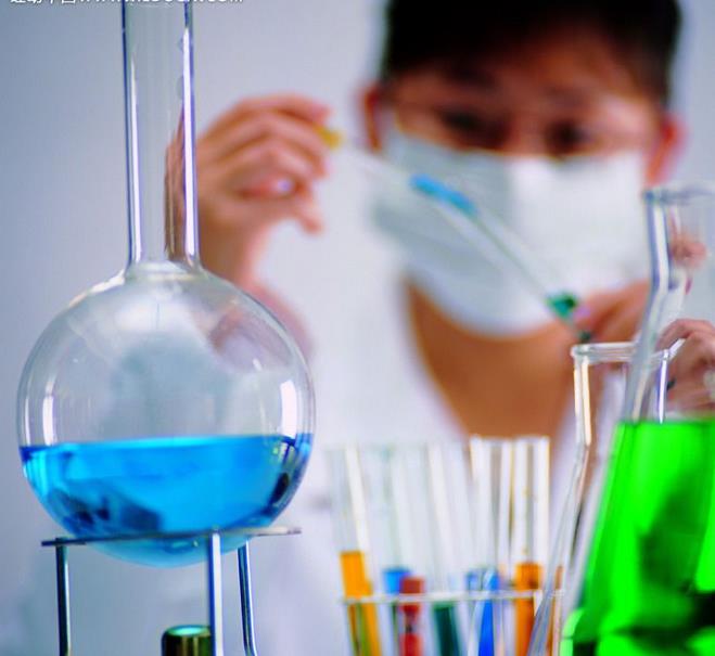 聚羧酸减水剂在水泥颗粒表面的吸附性能研究