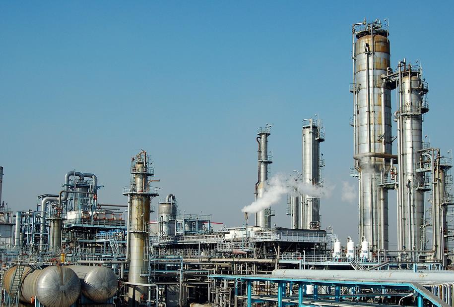 油品升级大限前 中石油炼化厂身陷双轨制困局