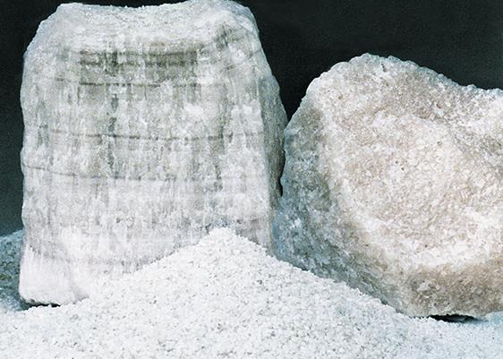 三乙醇胺在镁铝尖晶石固结磨料研磨中的研究