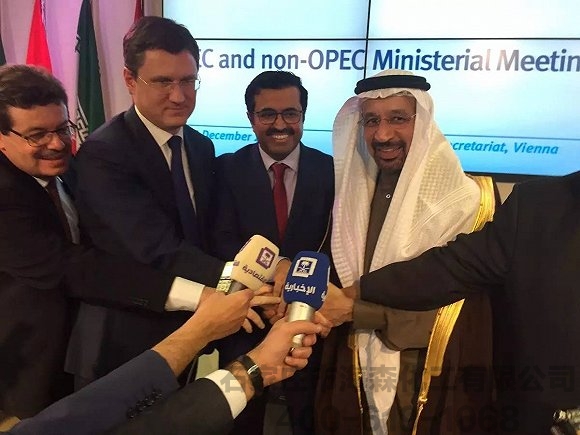 国际油价跳涨5% 化工品受益成本推动涨幅居前