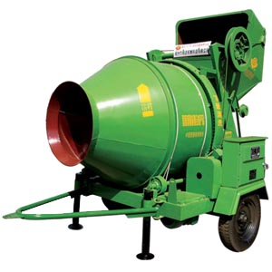 如何清洗混凝土搅拌车尾部污渍?